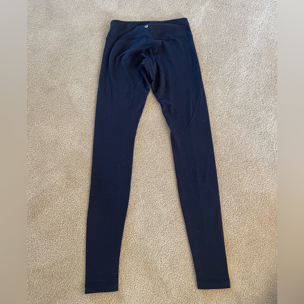 Lululemon black leggings size 4